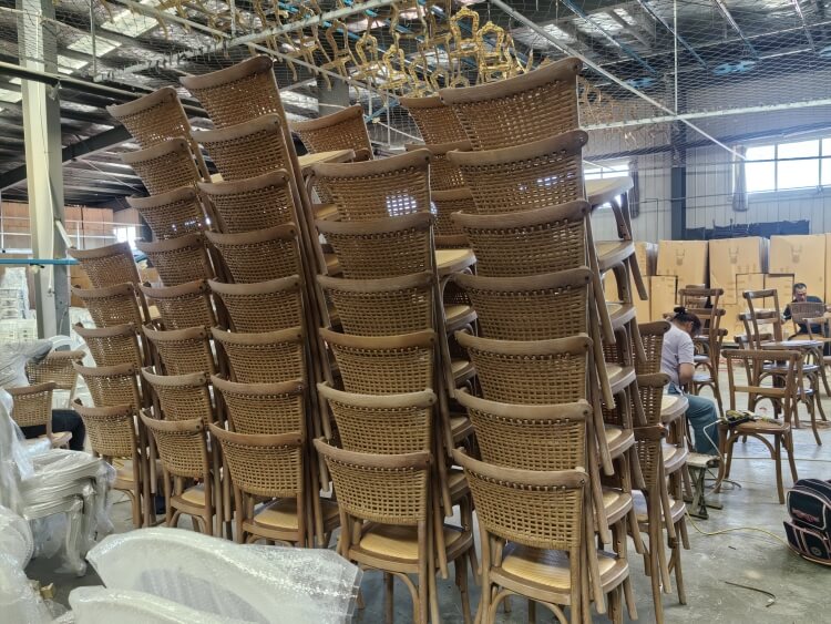 cross back plastic chair