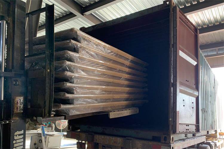 loading container for farm tables